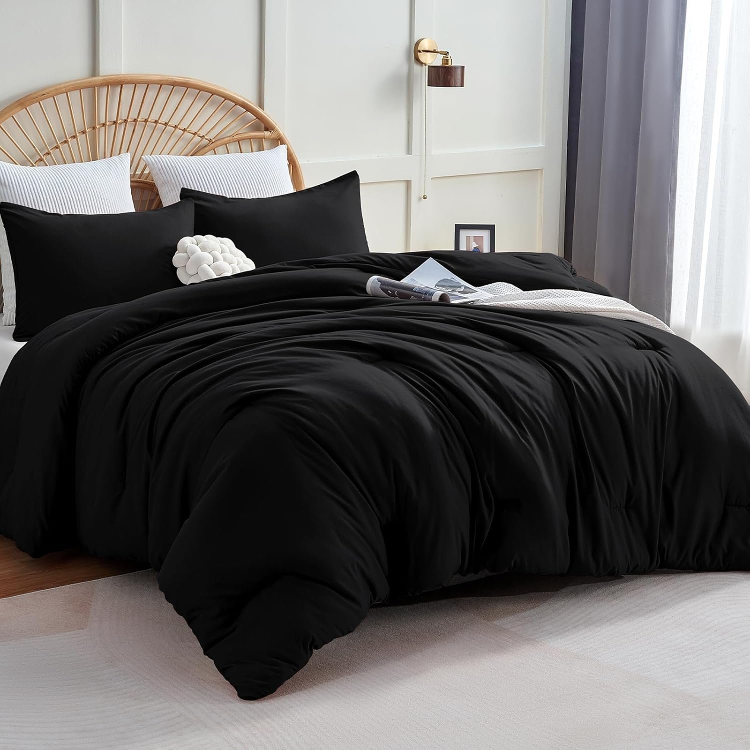 CozyLux Queen Comforter Set Black, 3 Pieces Lightweight Comforters Queen Size Quilted Bedding Sets, All Season Breathable Solid Down Alternative Comforter with 2 Pillowcases, Soft Bed Set for Home