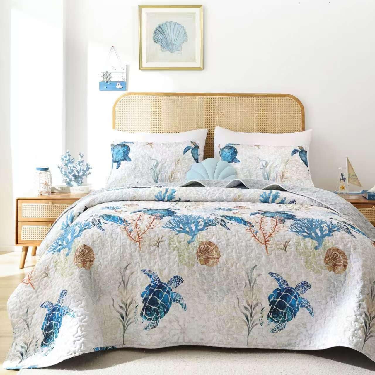 weigelia Coastal Quilt Set Queen Size – Lightweight Summer Bedspread with Sea Turlte Ocean Design – Soft Microfiber Coastal Bedding Coverlet for Beach House Decor