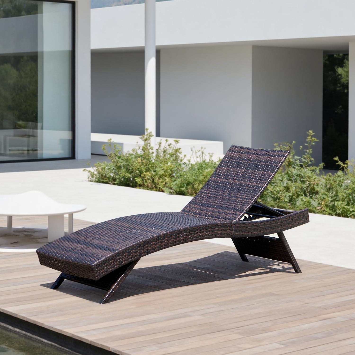 Folding Patio Chaise Lounge (Set of 1 Chair), Foldable Long Reclining Patio Seating Chairs, Outdoor Wicker Lounge Chair, Rattan Chaise Lounge Lawn Sunbathing Chairs Beach Pool Backrest Recliners