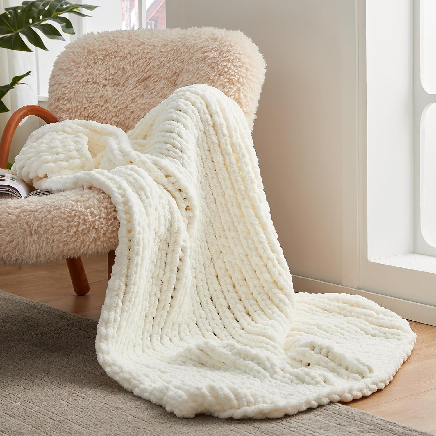 Amélie Home Chunky Knit Throw Blanket for Couch, Soft Chenille Handmade Crochet Throw Rope Knot Blanket for Couch, 50″x60″, Ivory