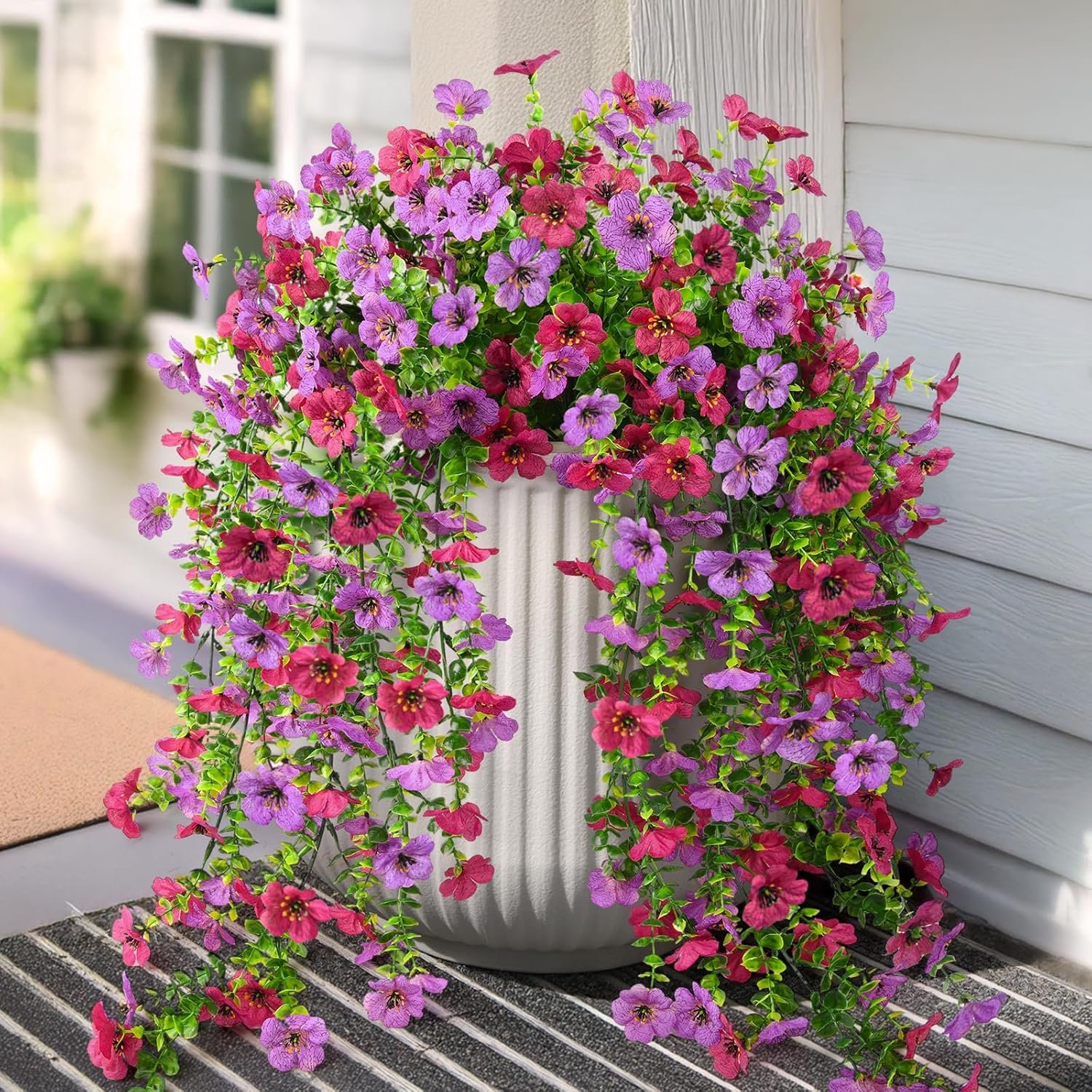 Artificial Hanging Flowers for Outdoors, 2 Pcs Fake Hanging Plant Spring Summer Decoration, UV Resistant No Fade Faux Silk Daisy Flower for Planter Porch Patio Yard Garden Decor(Light Purple Red)