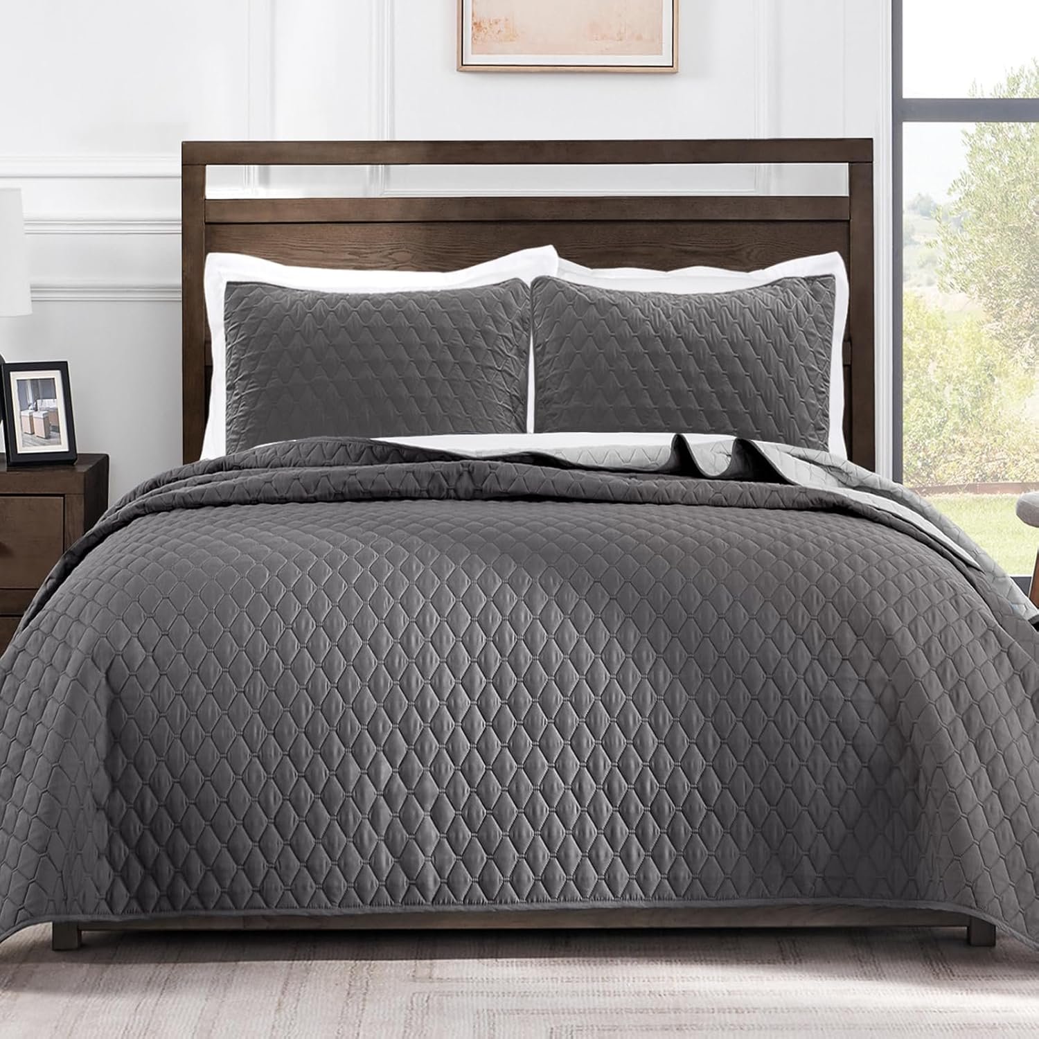 Exclusivo Mezcla Ultrasonic Reversible Full Queen Quilt Bedding Set with Pillow Shams, Lightweight Quilts Queen Size, Soft Bedspreads Bed Coverlets for All Seasons – (Grey, 90″x96″)