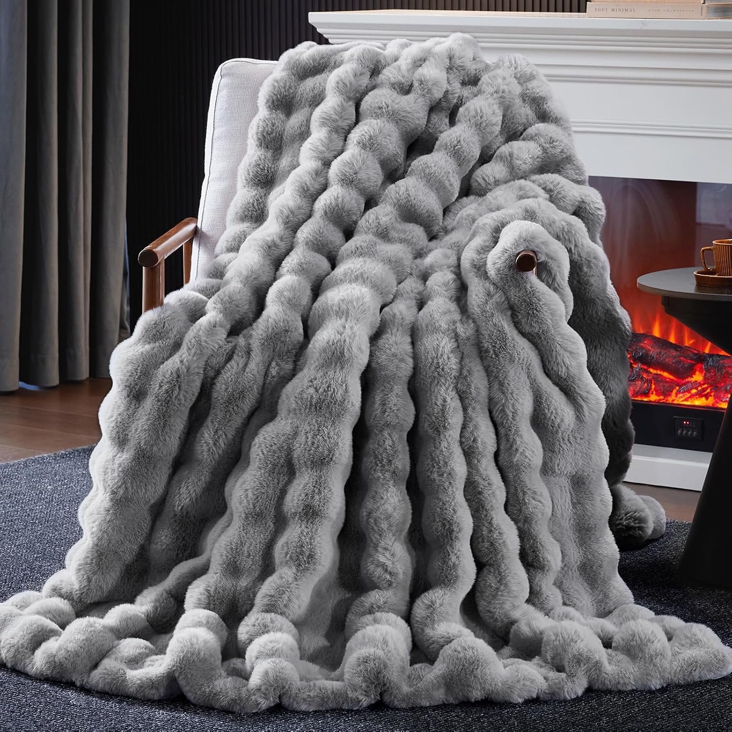 Anysay Faux Fur Throw Blanket, 1000GSM Fluffy Soft Bubble Blanket for Couch Bed, Cozy Plush Warm and Thick Blanket, Fuzzy Rabbit Throw for Living Room Bedroom 50”*60” Light Grey