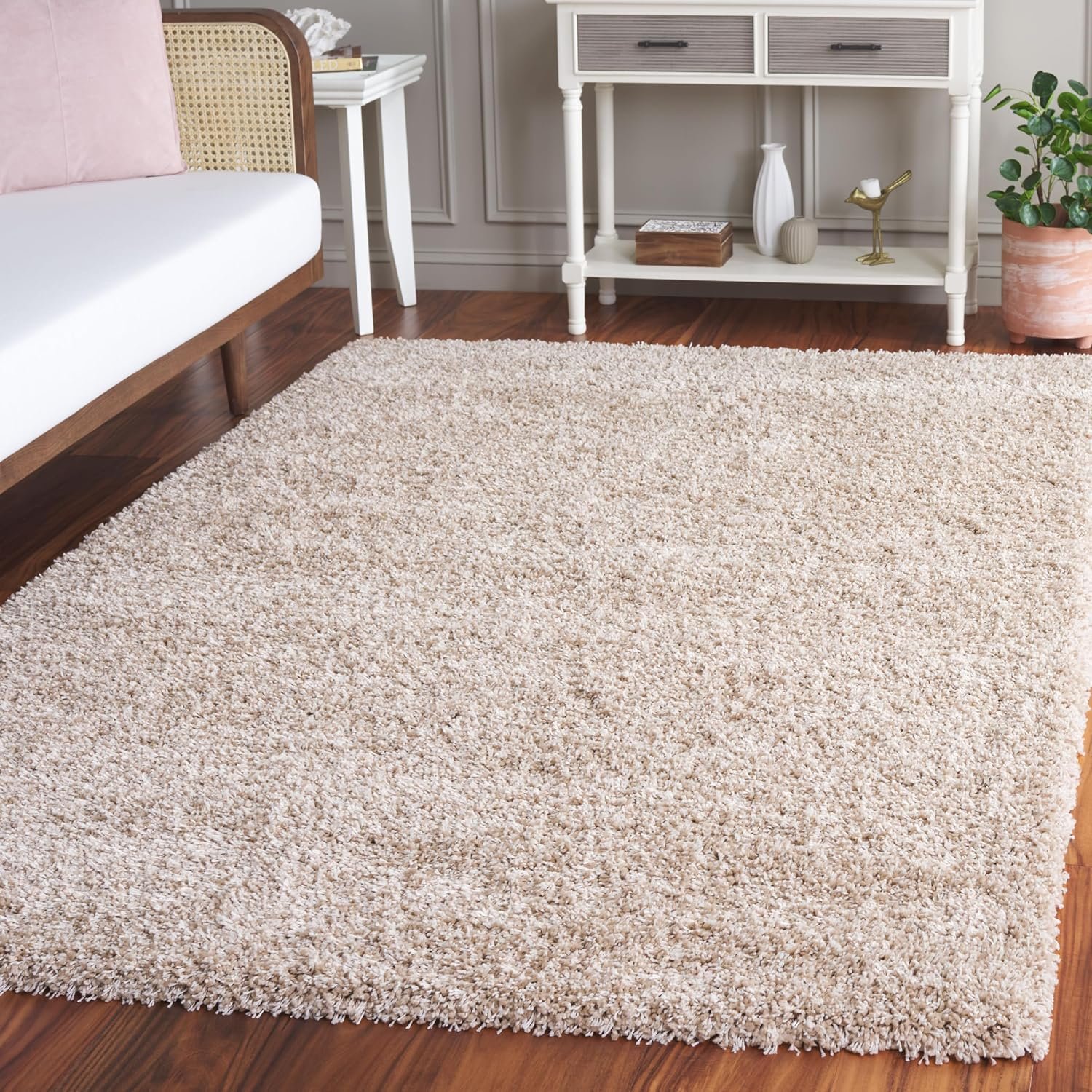 SAFAVIEH Area Rug 3×5 – California Shag Collection – Beige, Non-Shedding & Easy to Clean, Ultra Plush Thick Pile, Ideal for Living Room, Bedroom, Dining Space (SG151-1313)